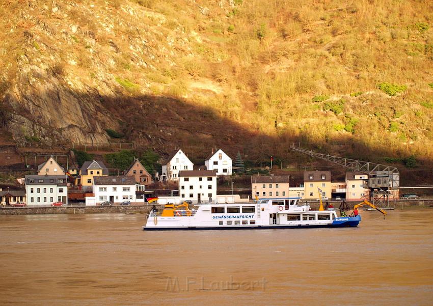 Schiff gesunken St Goarhausen Loreley P317.jpg